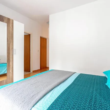 Apartament Dobrila *