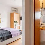 דירה Dobrila *
