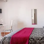 Dobrila חוואר